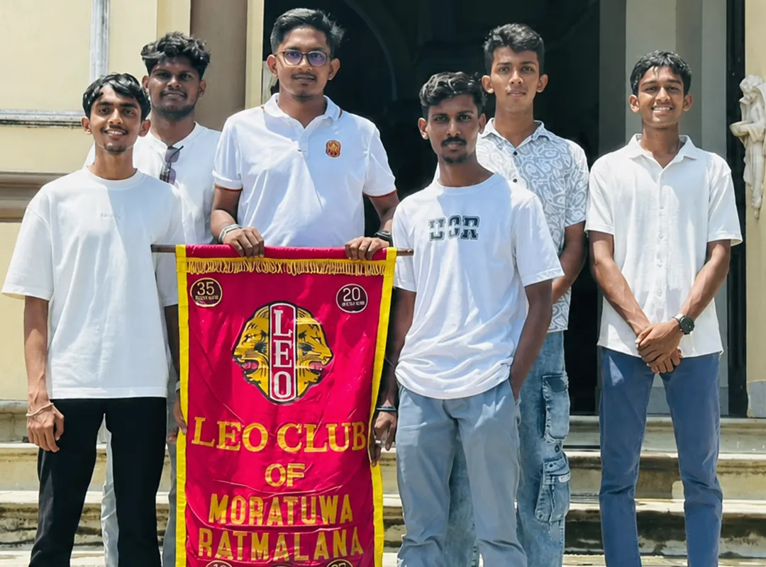 Demo placeholder for the club group photo